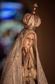 Our Lady of Fatima - Pilgrim Statue, CC BY-SA 2.0, flickr.com