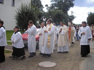 Žehnání zvonu sv. C a M