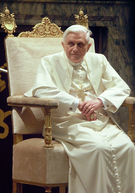 Foto:Sergey Kozhukhov, Benedikt XVI (2006), CC BY-SA 3.0, cs.wikipedia.
