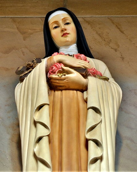  socha sv Terezie dítěte Ježíše, foto: Nheyob, CC BY-SA 4.0, wikimedia.org
