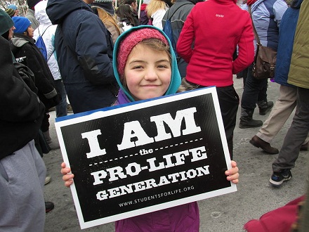 March for Life, Washington, D.C. (2013), Miss.Monica.Elizabeth, (CC BY-SA 3.0),commons.wikimedia 