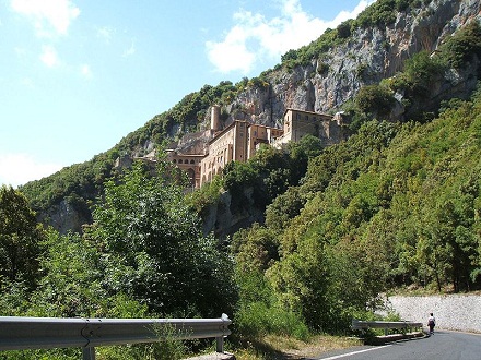 Klášter San Benedetto na skále, volné dílo, 