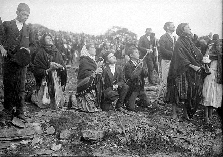 Fatima 13. října 1917, volné dílo, commons.wikimedia.org  