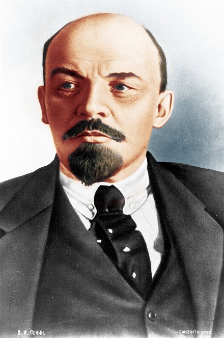 Lenin, derivative work: Militaryace (talk), volné dílo, hu.wikipedia.org