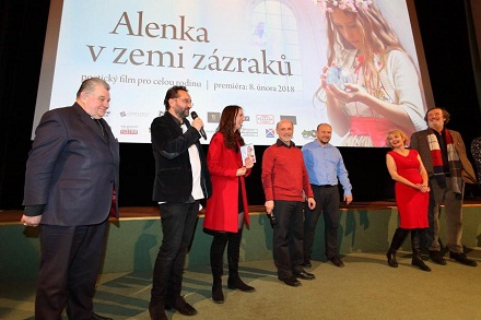 Alenka v říši zázraků, z premiéry v Lucerně