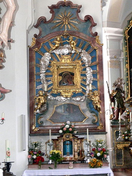 Strobl Kirche - Madonna von Genazzano, Wolfgang Sauber, CC BY-SA 2.5, commons 