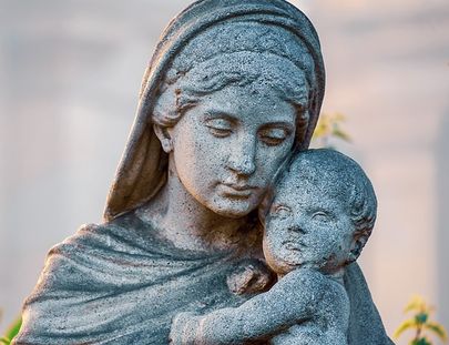 Panna Maria s dítětem - socha, volné dílo, pixabay.com