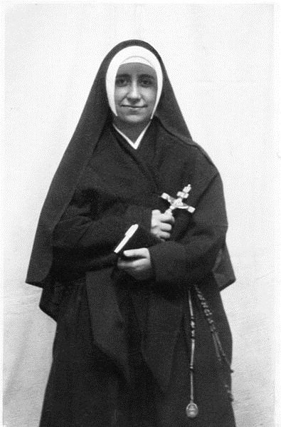 Josefa Menendez, Unknown photographer, CC0 1.0, commons..