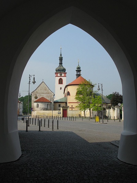 Bazilika sv. Václava a kostel sv. Klimenta ve Staré Boleslavi, volné dílo, wiki...