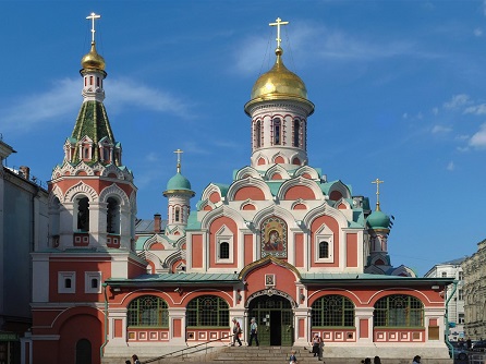 Larry Koester, Kazan Cathedral - Moscow, CC BY 2.0, flickr