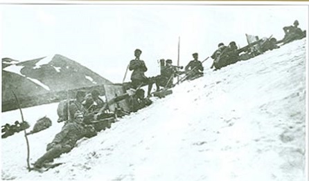 Ottoman machinegun troops at Sarikamish in January 1915, volné dílo, 