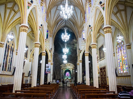 Rita WillaertFollow "Las Lajas" sanctuary - Ipiales, CC BY-NC-SA 2.0, flickr.com