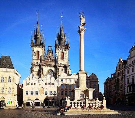 Mariánský sloup, Staroměstské náměstí, Ondřej Žváček, CC BY 4.0, commons...