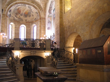 Bazilika sv. Jiří: apse | At the upper right is the entrance…CC BY-NC-SA 2.0, | Flickr