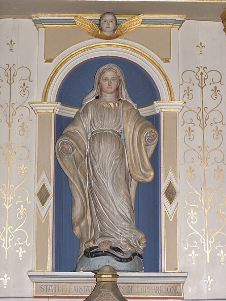 Pontmain (53) Église Saint-Simon et Saint-Jude Intérieur , GO69, CC BY-SA 4.0, commons.wikimedia