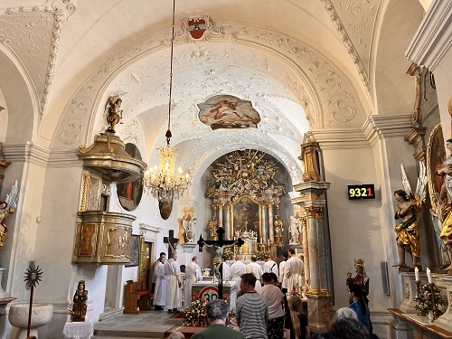 30 let FATYMu
