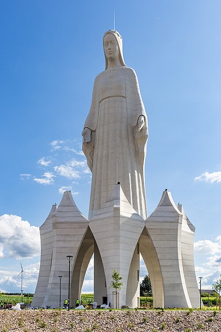 Konotopie, Poland, statue of Our Lady. Pko, CC BY-SA 4.0, en.wikipedia.org/