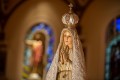 Our Lady of Fatima - Pilgrim Statue _ Photo Courtesy of denn… _ Flickr, CC BY-SA 2.